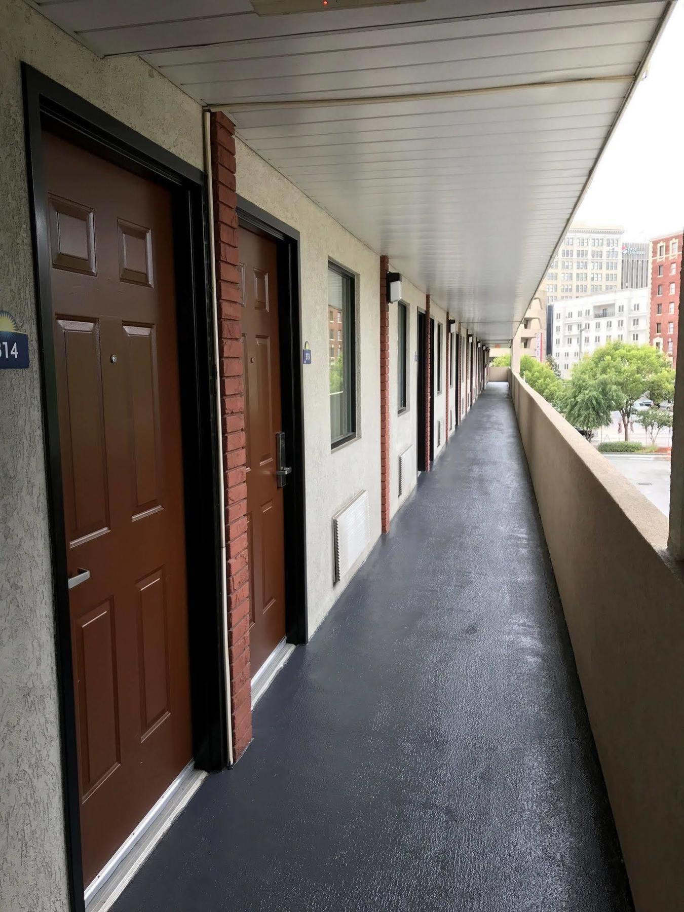 Hotel Bo, A Days Inn By Wyndham Chattanooga Downtown Exterior photo